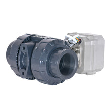Load image into Gallery viewer, HSH-Flo PVC 2 Way DC12V CR303 Electric Motorized Ball Valve 3 Wires Switching Control Valve
